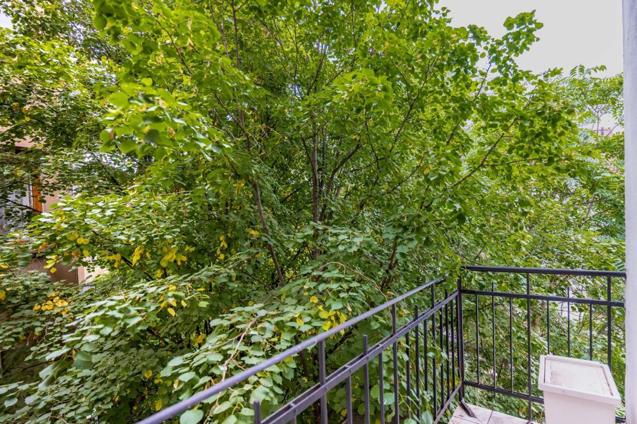 Sofia'S Vintage Gem: Spacious 2Bd Flat On Solunska 아파트 외부 사진