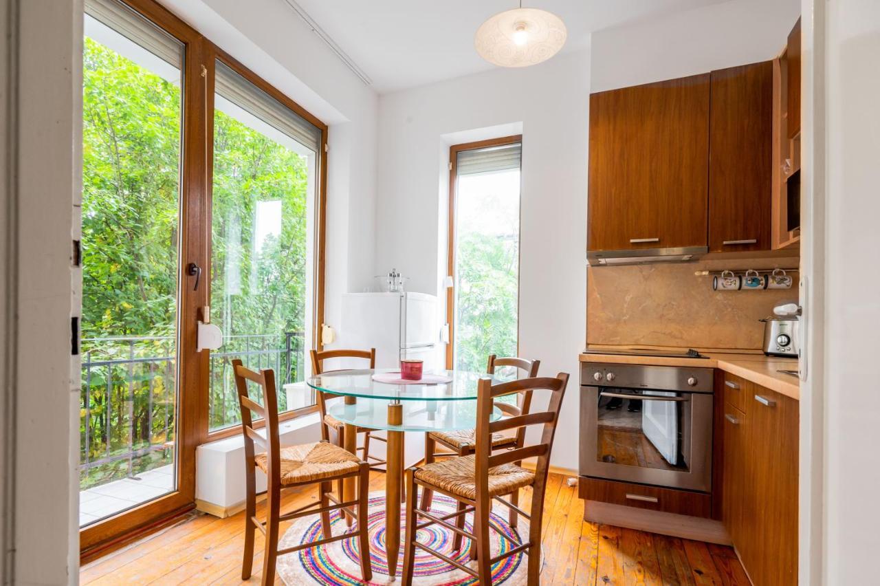 Sofia'S Vintage Gem: Spacious 2Bd Flat On Solunska 아파트 외부 사진